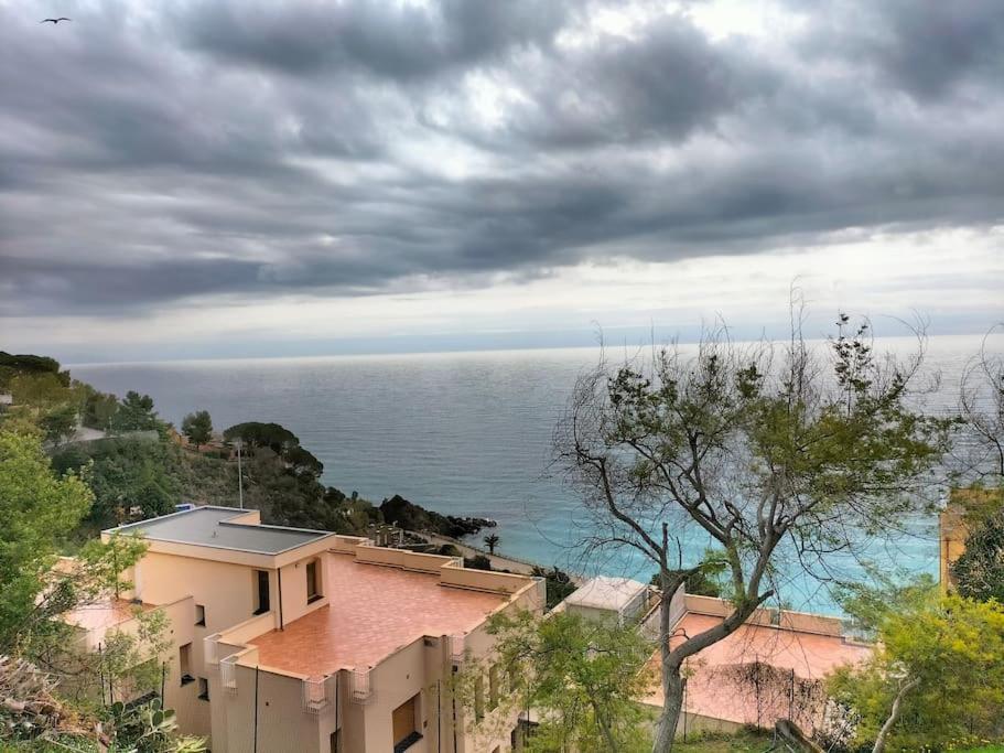 Casa Con Giardino: Varazze