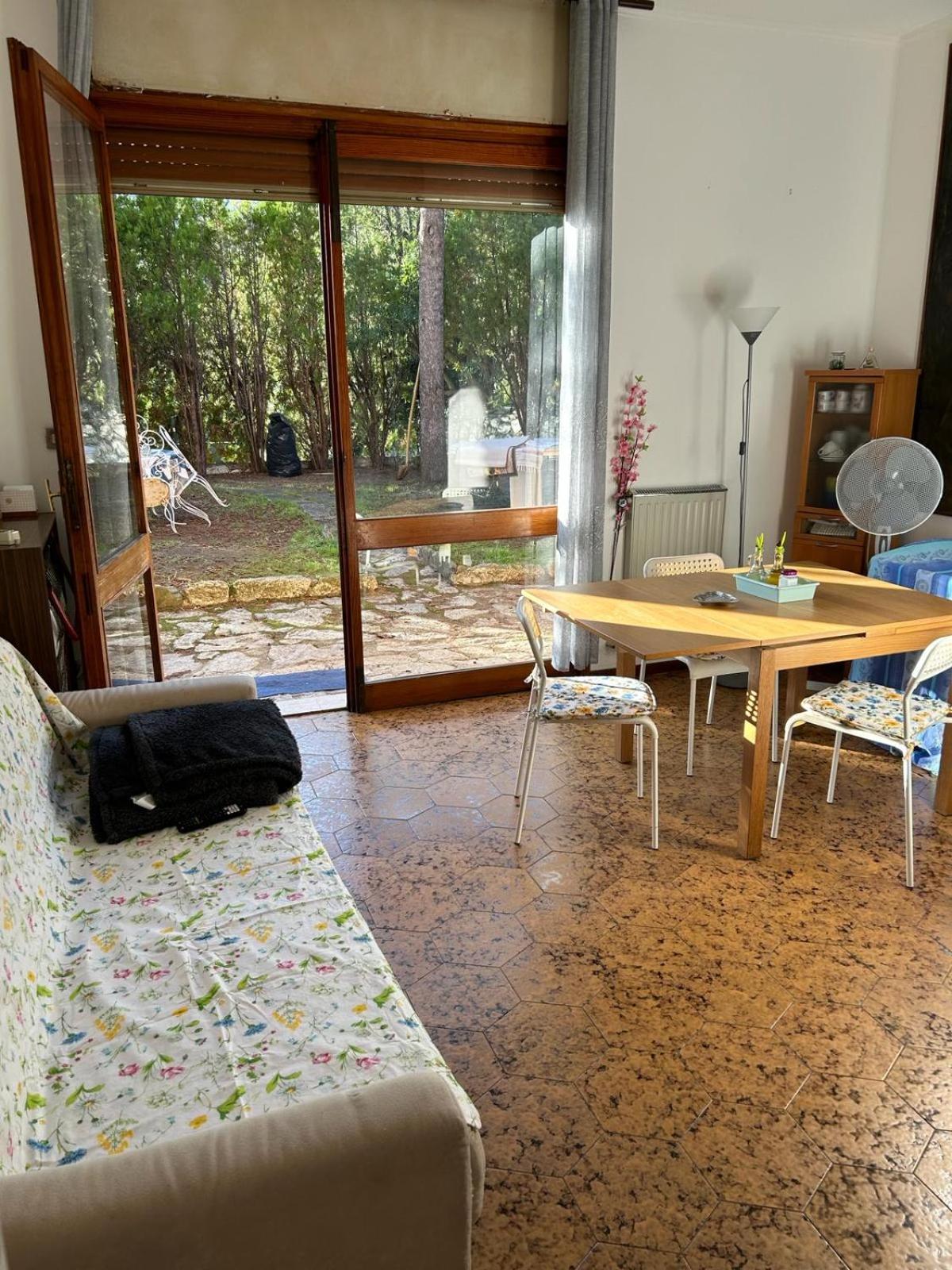 Casa Con Giardino: Holiday home Varazze