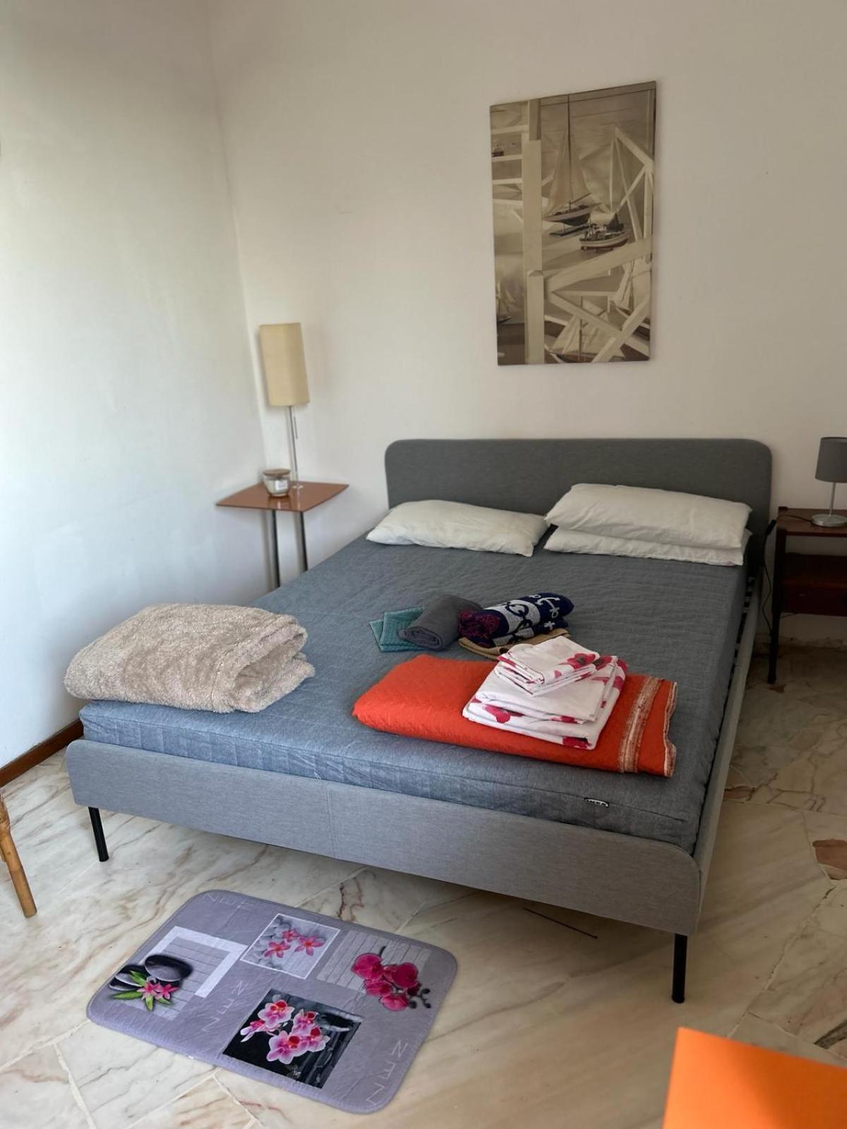 Holiday home Casa Con Giardino: *